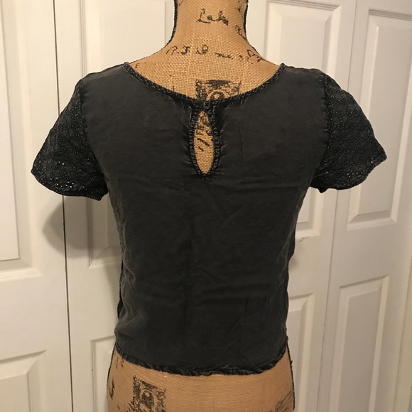 American Eagle Charcoal Eyelet Top size XS - Picture 6 of 7